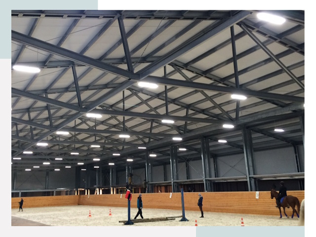 Строительство конных манежей от 606 руб в Междуреченск